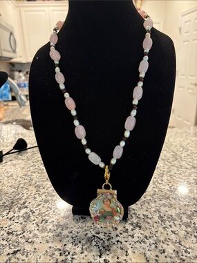 Handcrafted Pink Jade and freshwater pearl Necklace with Decorative Pendant